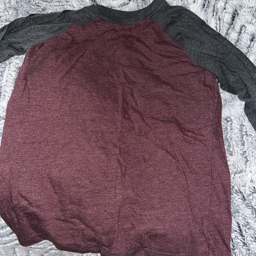 Arizone boys kids large 14/16 long sleeve gently used smoke free shirt.